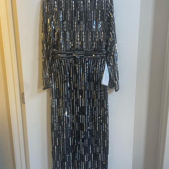 NWT Mac Duggal Midi Sequined Embellished High Neck Long Sleeve Fitted Dress - Picture 4 of 7